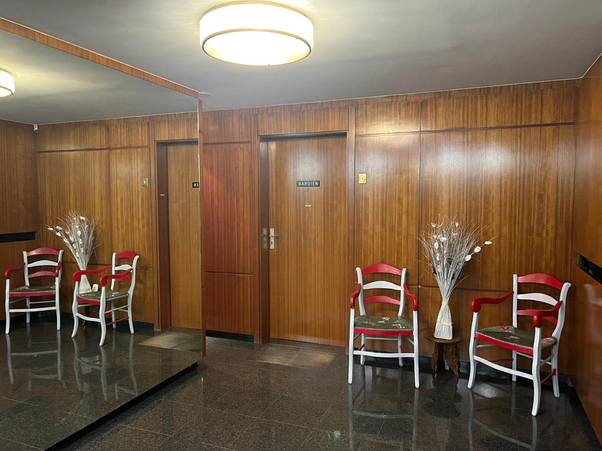 Studio Dans Le Quartier Luxe Neuilly-sur-Seine Exteriör bild